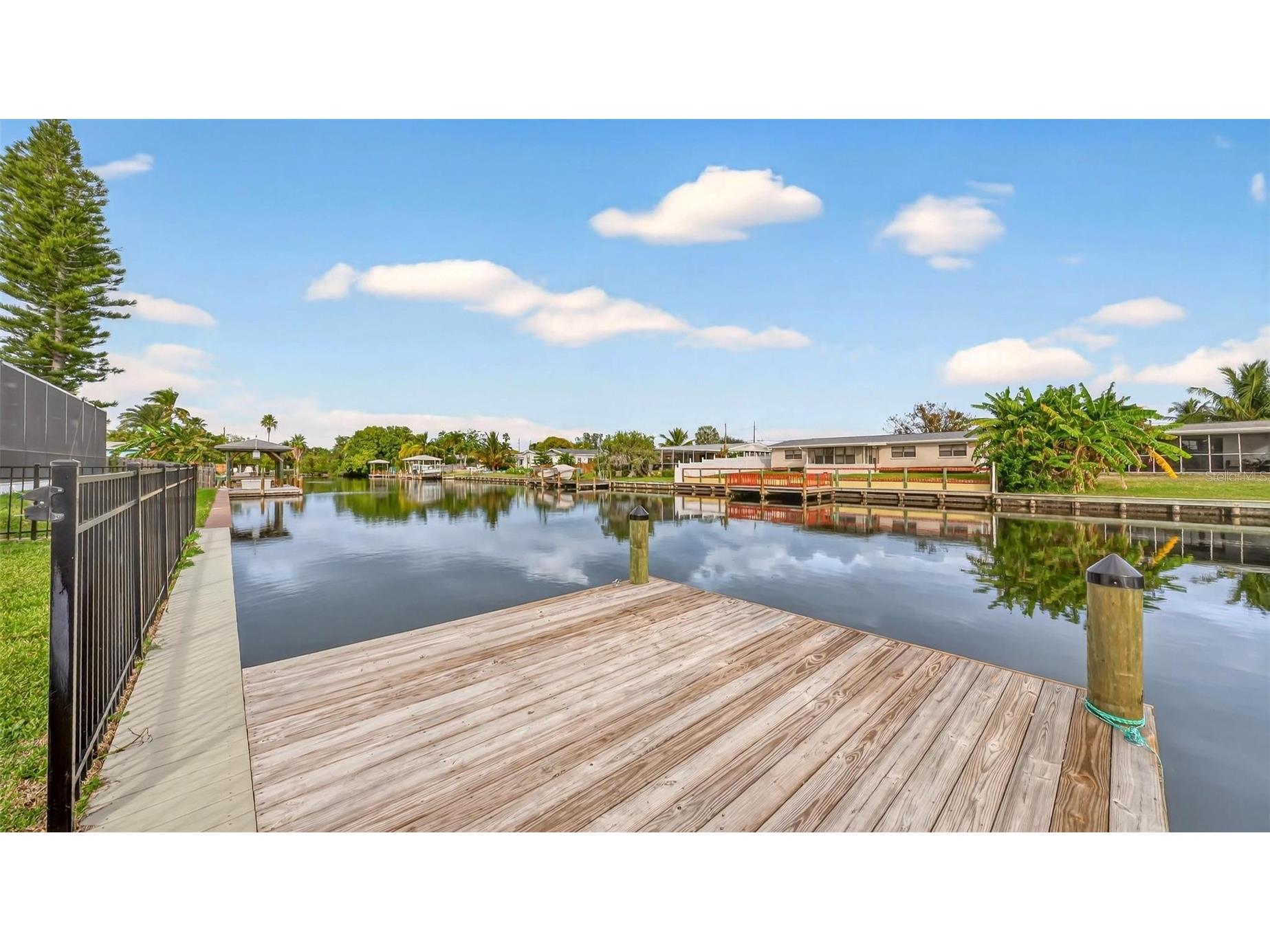 113 Deleon Road Cocoa Beach FL 32931 - BANANA RIVER O6371526 image1