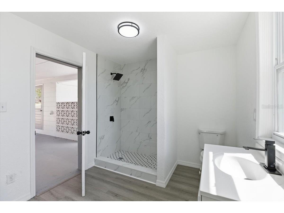 113 Eastway Dr Lakeland FL 33803 TB8498335 image8