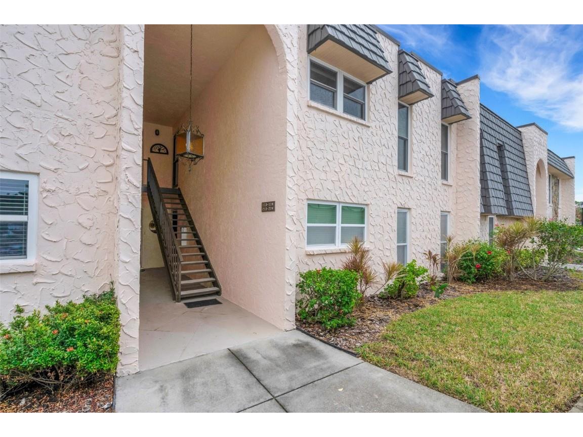 113 Elmwood Circle #113 Seminole FL 33777 TB8337872 image1