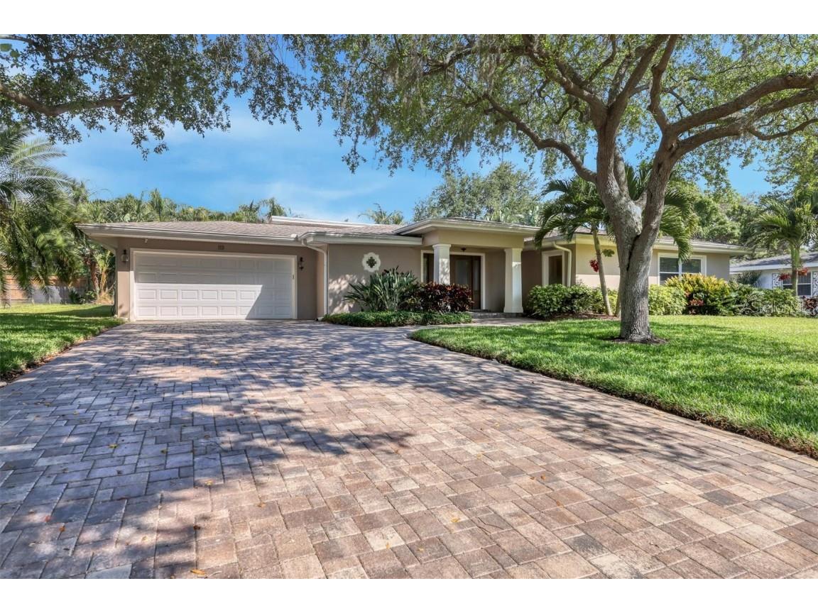 113 Harbor View Lane Belleair Bluffs FL 33770 A4580493 image1