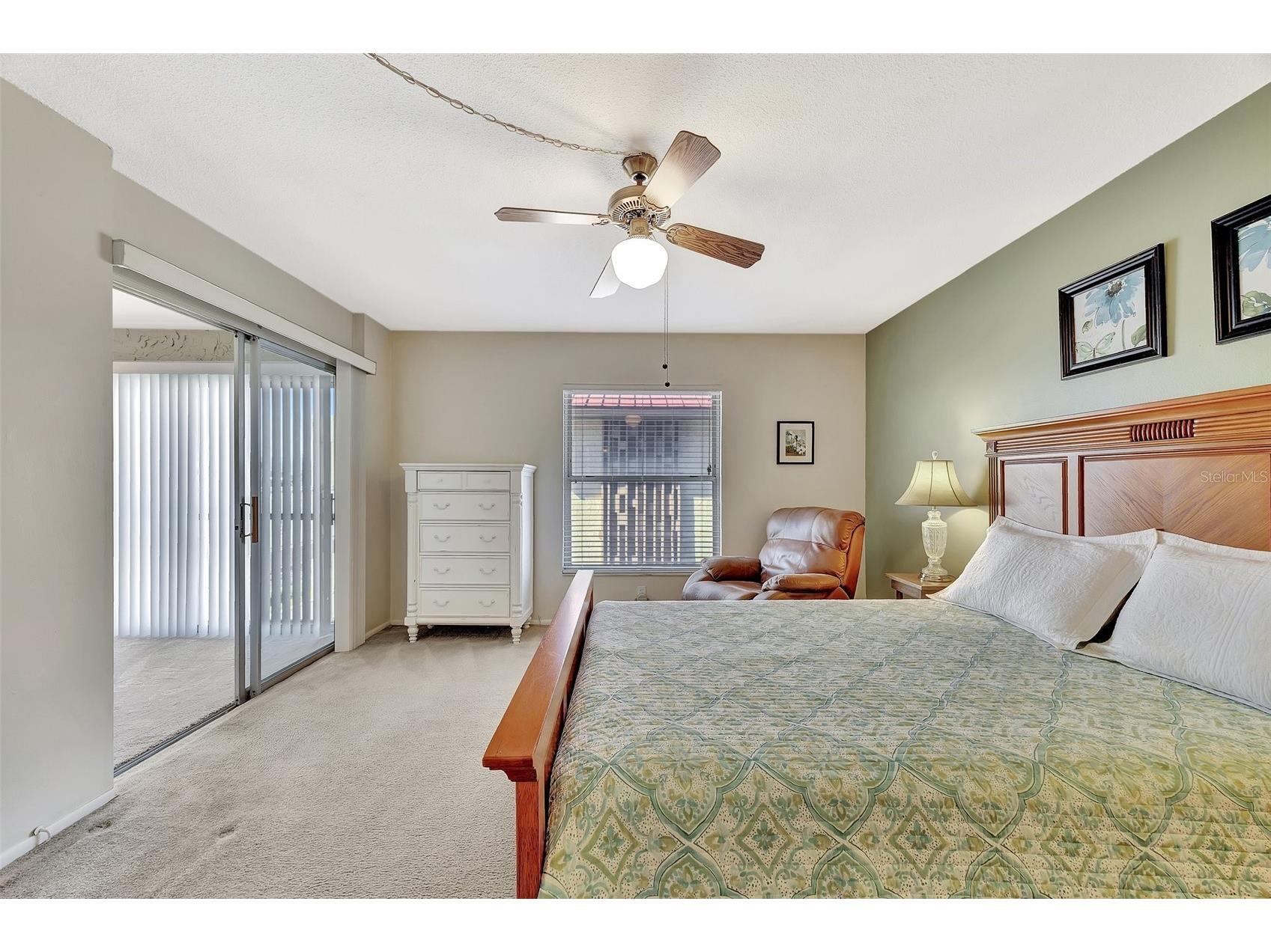 113 Island Way #241 Clearwater Beach FL 33767 - CLEARWATER HARBOR AND BAY TB8468180 image13