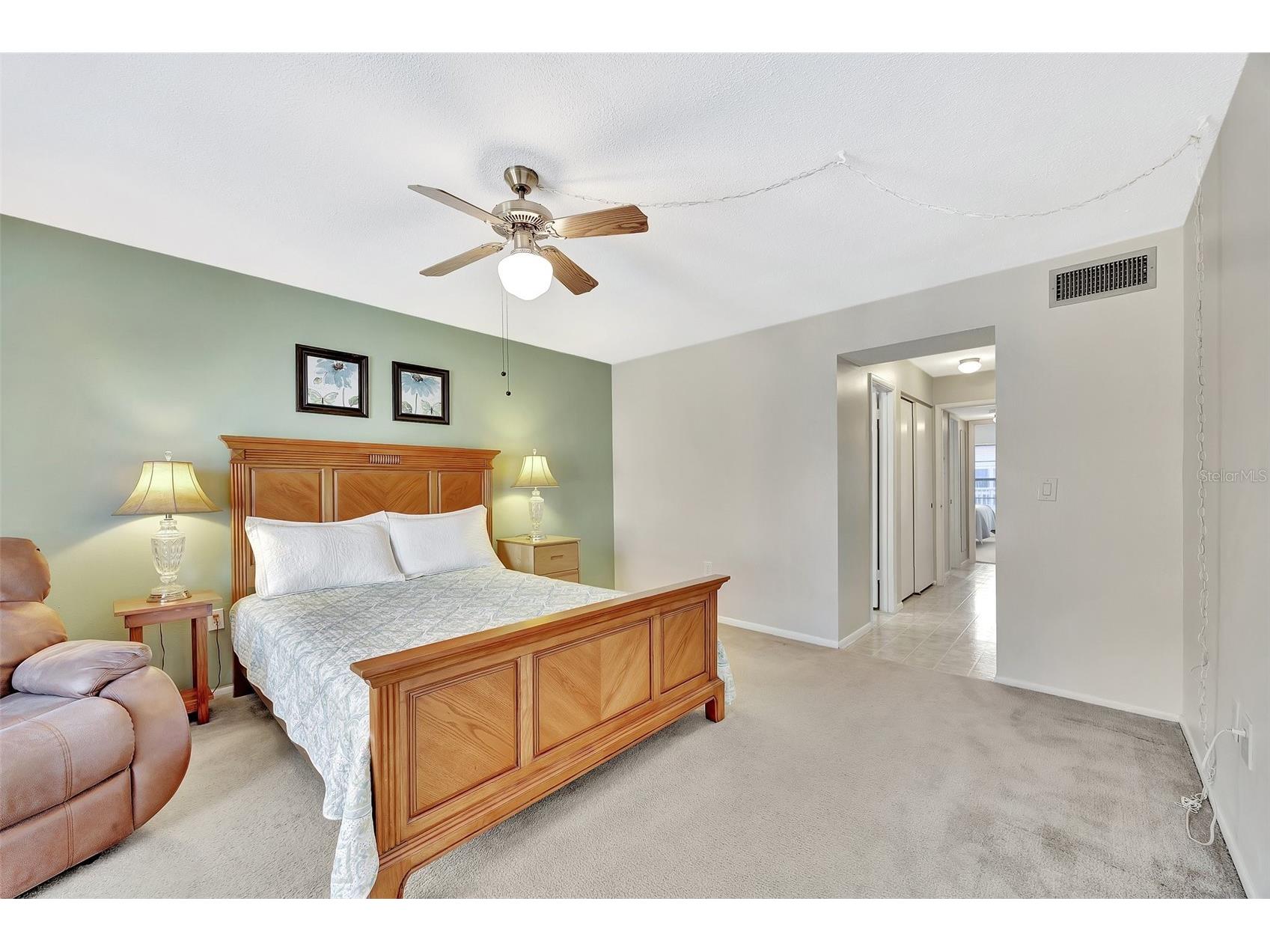 113 Island Way #241 Clearwater Beach FL 33767 - CLEARWATER HARBOR AND BAY TB8468180 image22