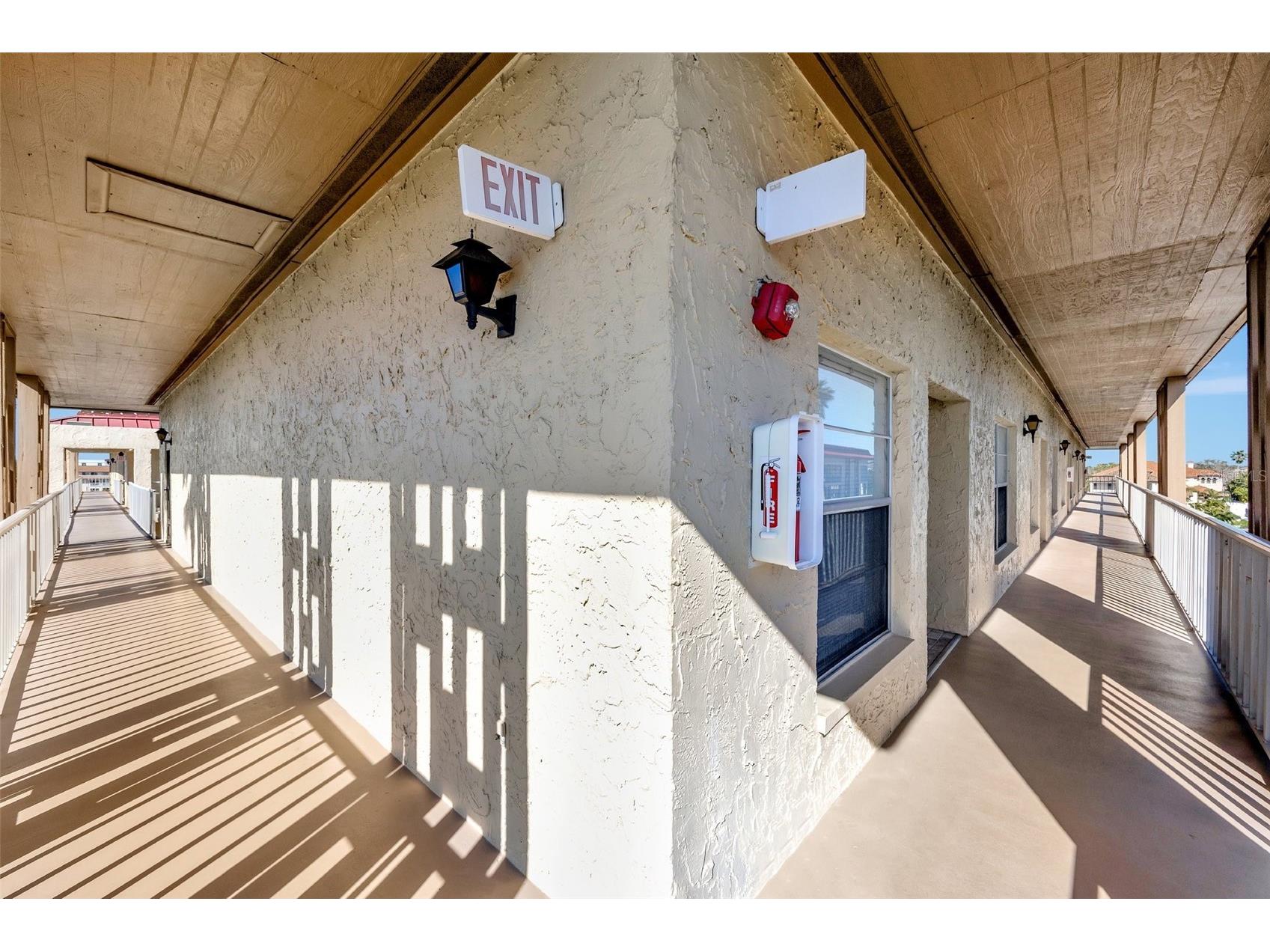 113 Island Way #241 Clearwater Beach FL 33767 - CLEARWATER HARBOR AND BAY TB8468180 image34