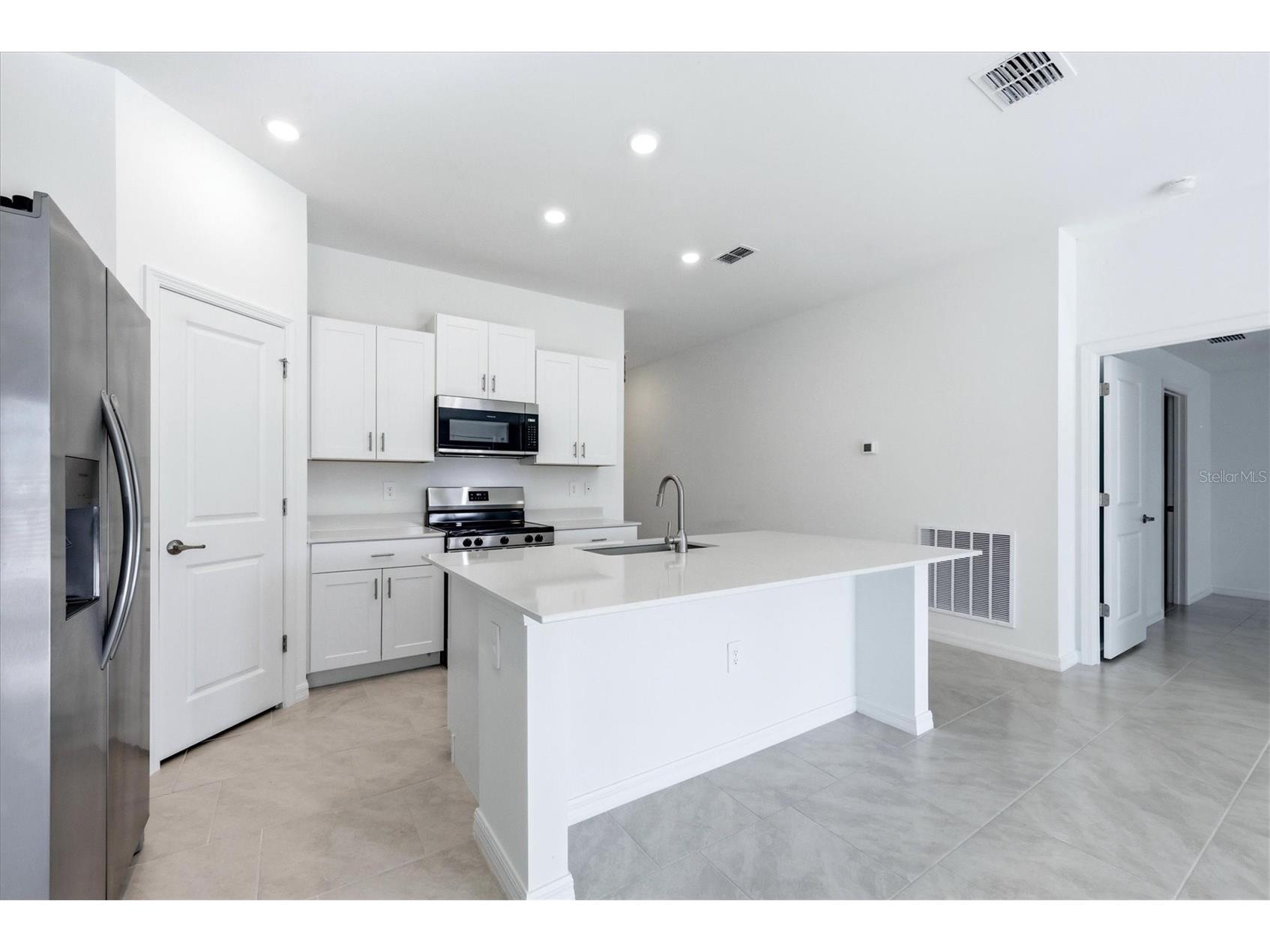 113 Lilyan Court Rotonda West FL 33947 D6147216 image12