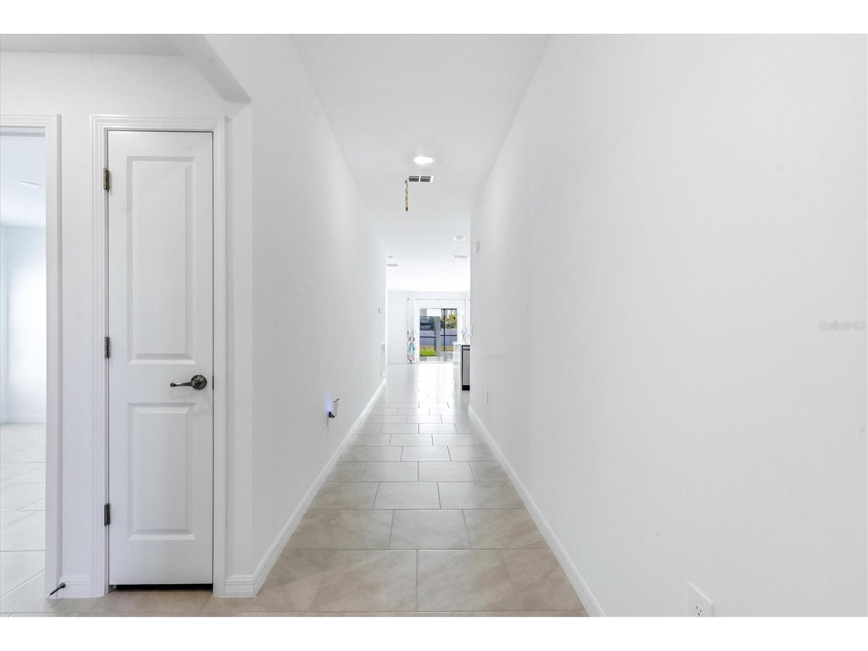 113 Lilyan Court Rotonda West FL 33947 D6147216 image5