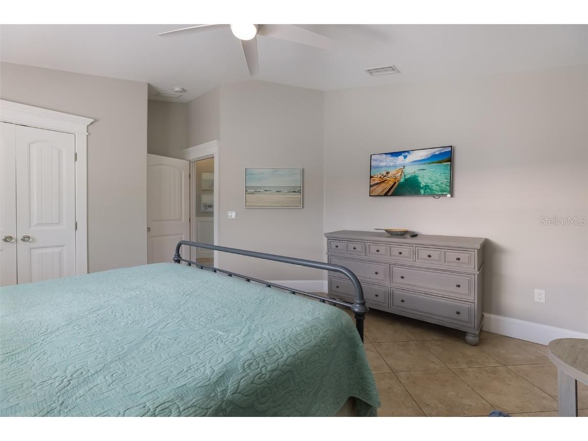 113 Maple Avenue Anna Maria FL 34216 A4649747 image37