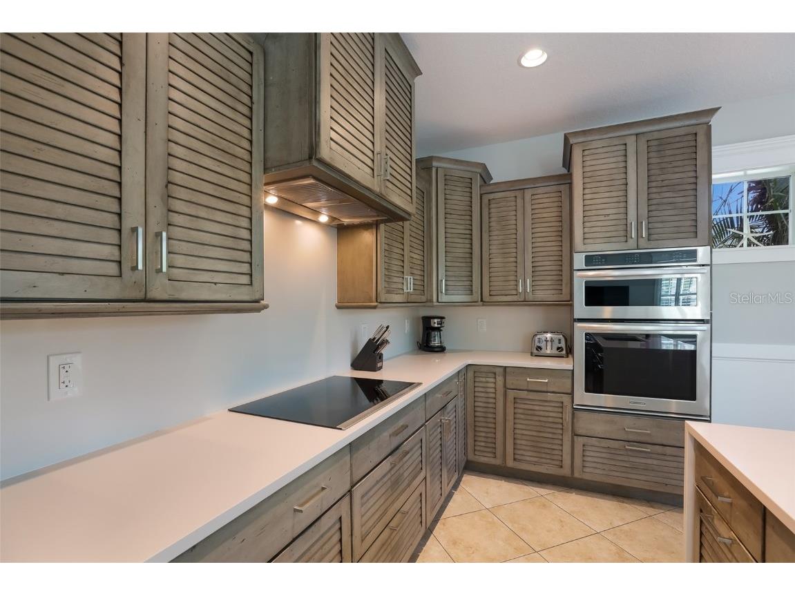 113 Maple Avenue Anna Maria FL 34216 A4649747 image9