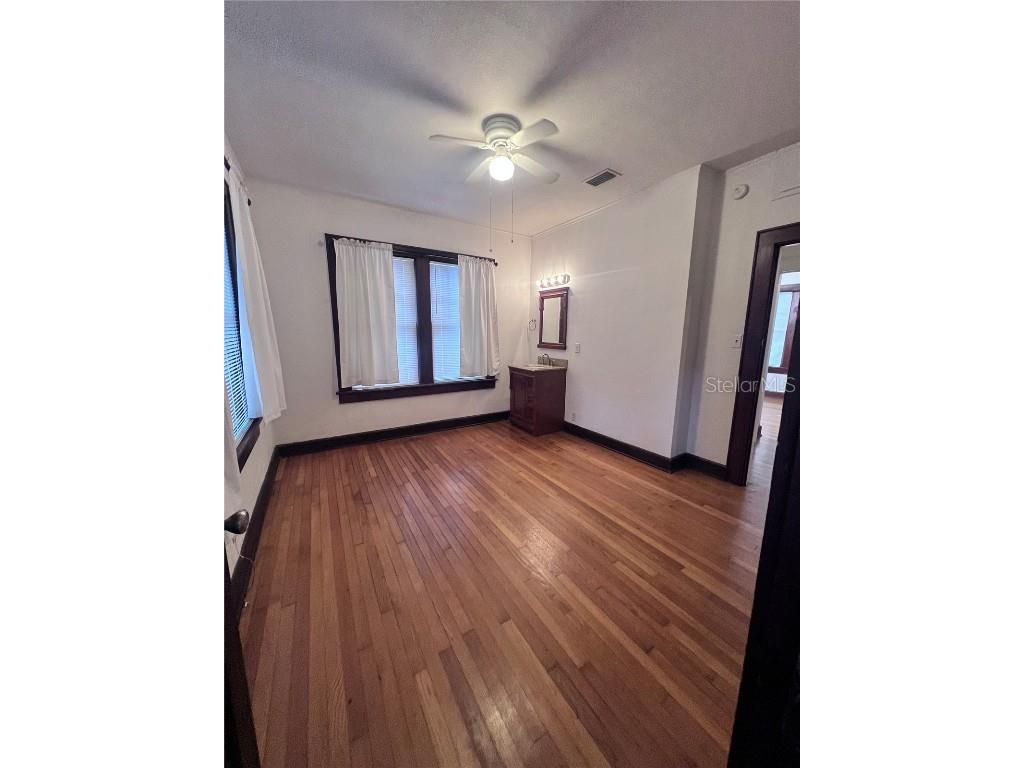 113 NW 11th Street #1/2 Gainesville FL 32601 GC530968 image10