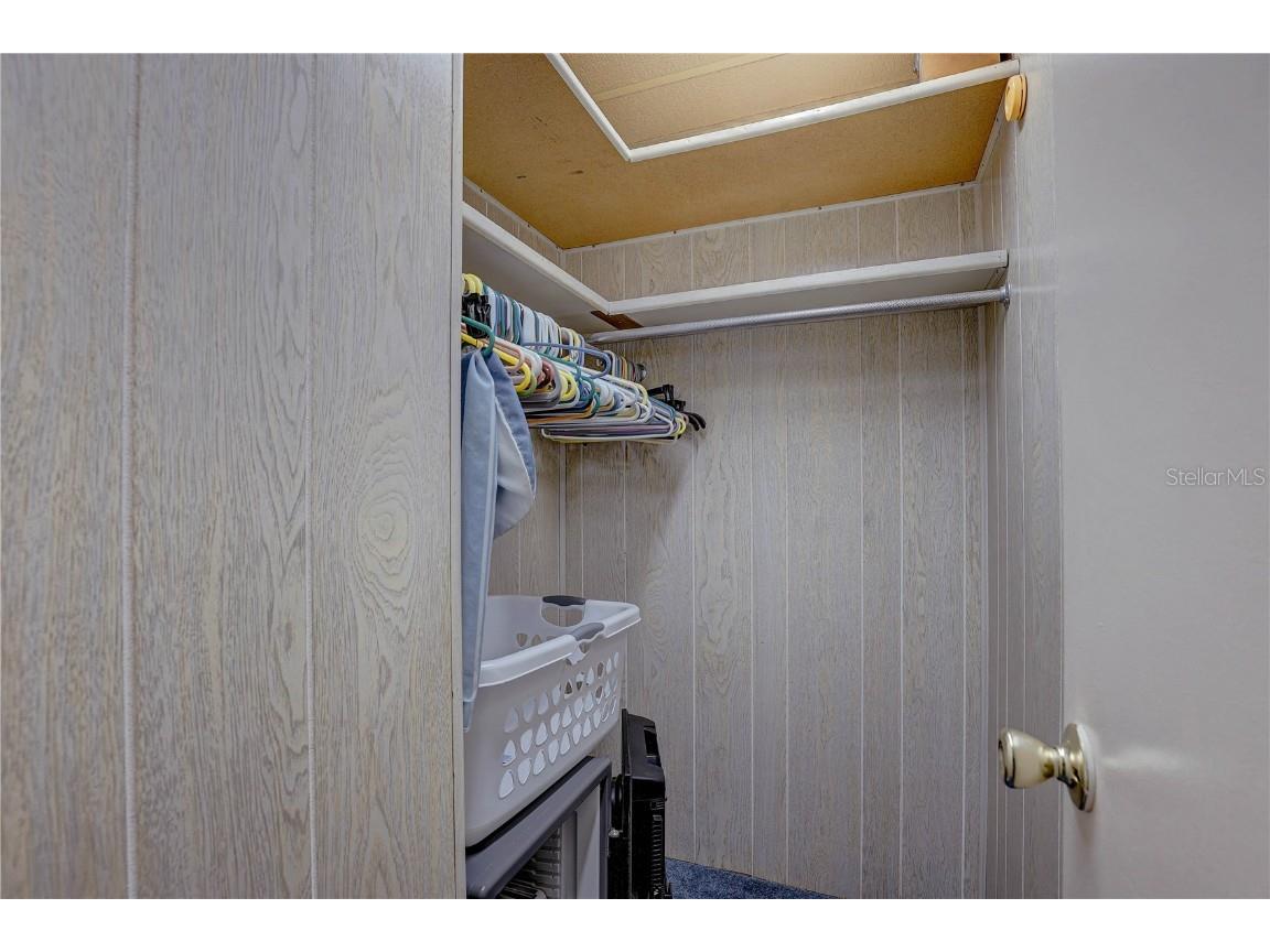 113 Royal Palm Circle Largo FL 33778 TB8422562 image19