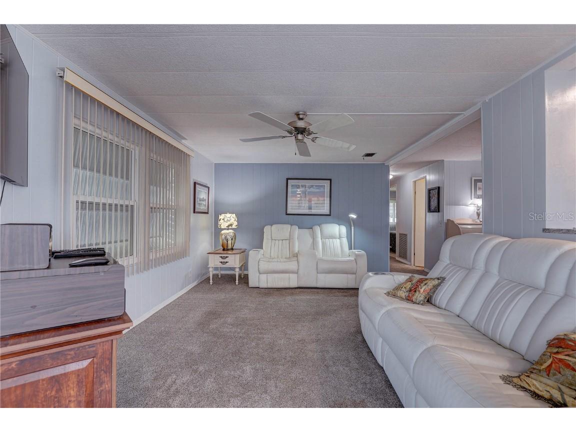 113 Royal Palm Circle Largo FL 33778 TB8422562 image22