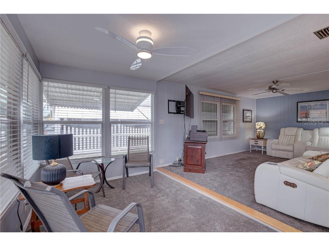 113 Royal Palm Circle Largo FL 33778 TB8422562 image23