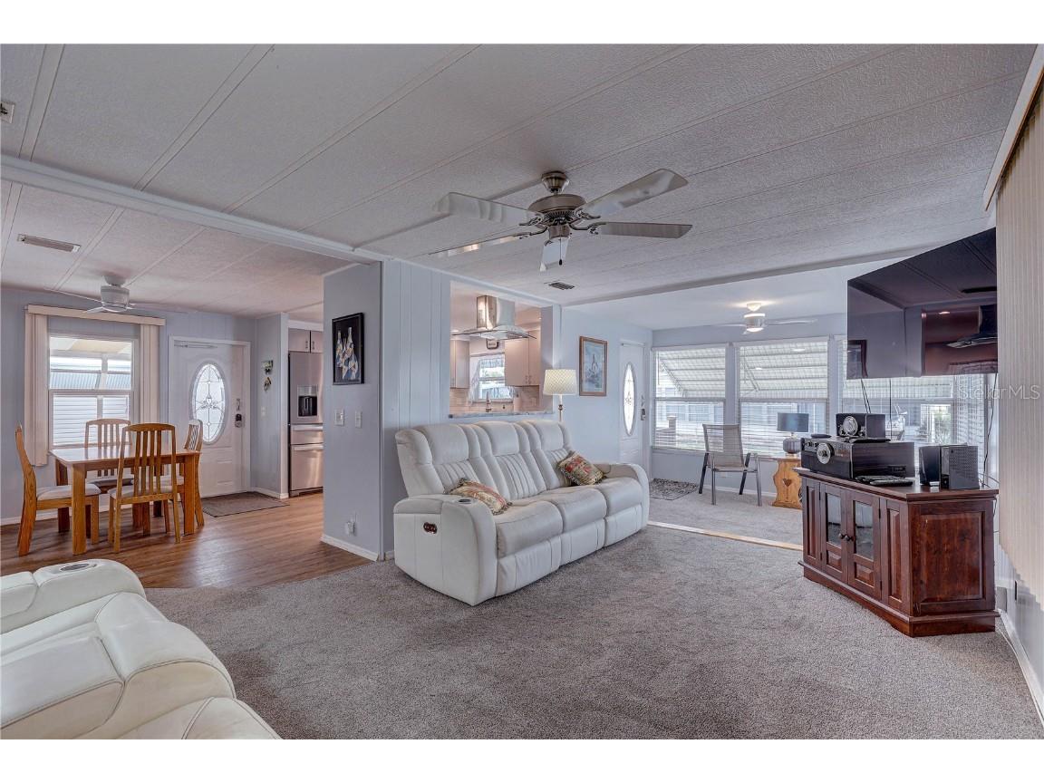 113 Royal Palm Circle Largo FL 33778 TB8422562 image25