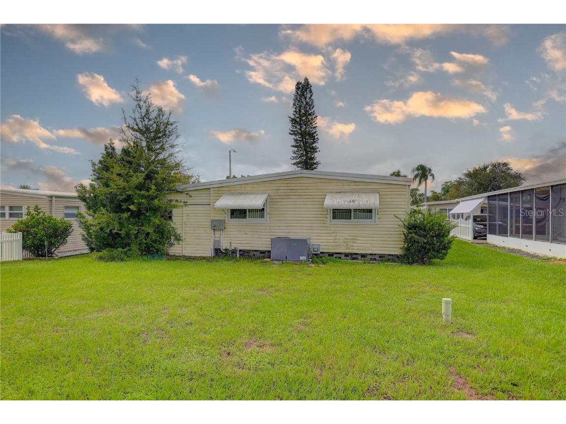 113 Royal Palm Circle Largo FL 33778 TB8422562 image31