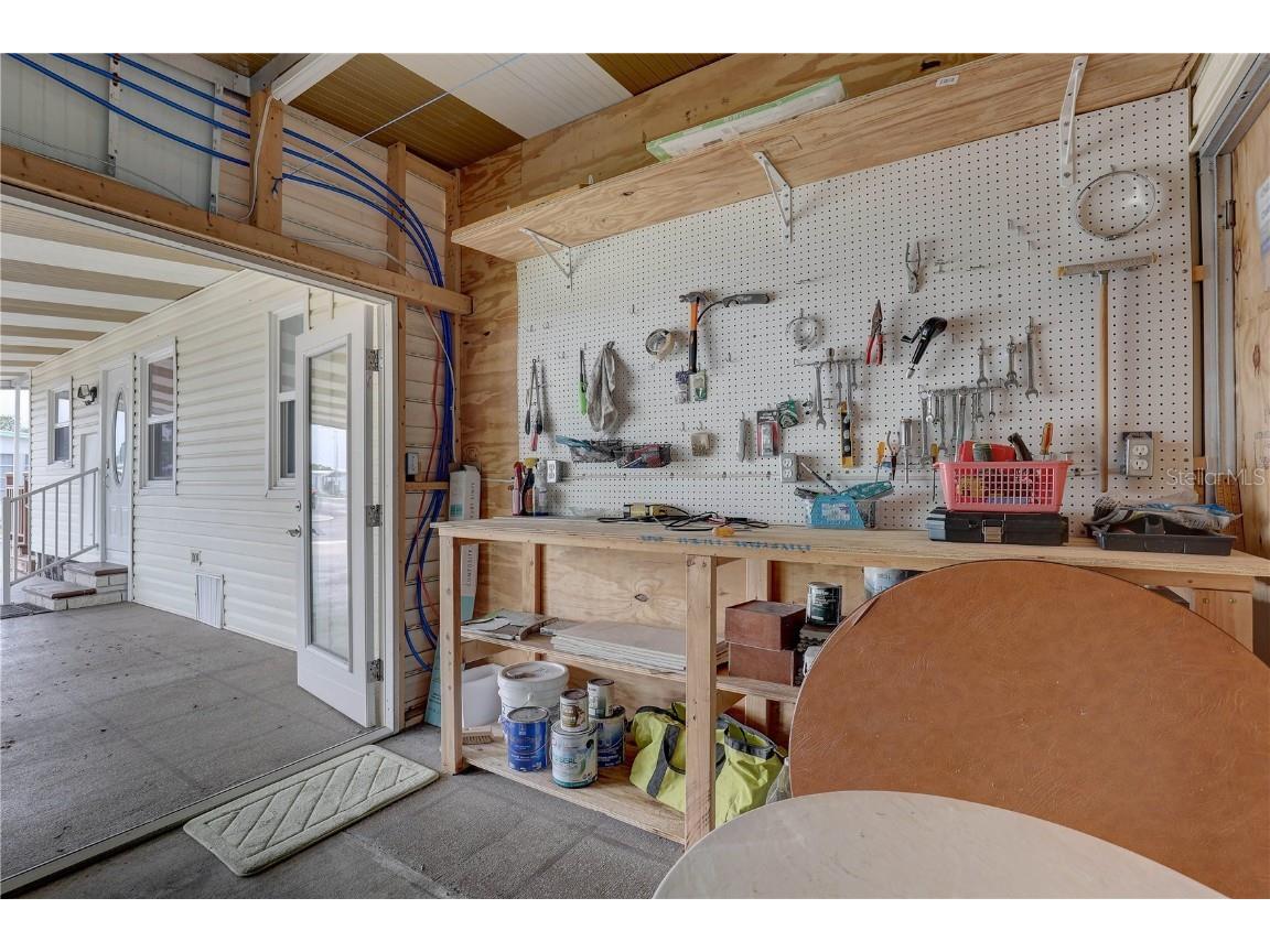 113 Royal Palm Circle Largo FL 33778 TB8422562 image33