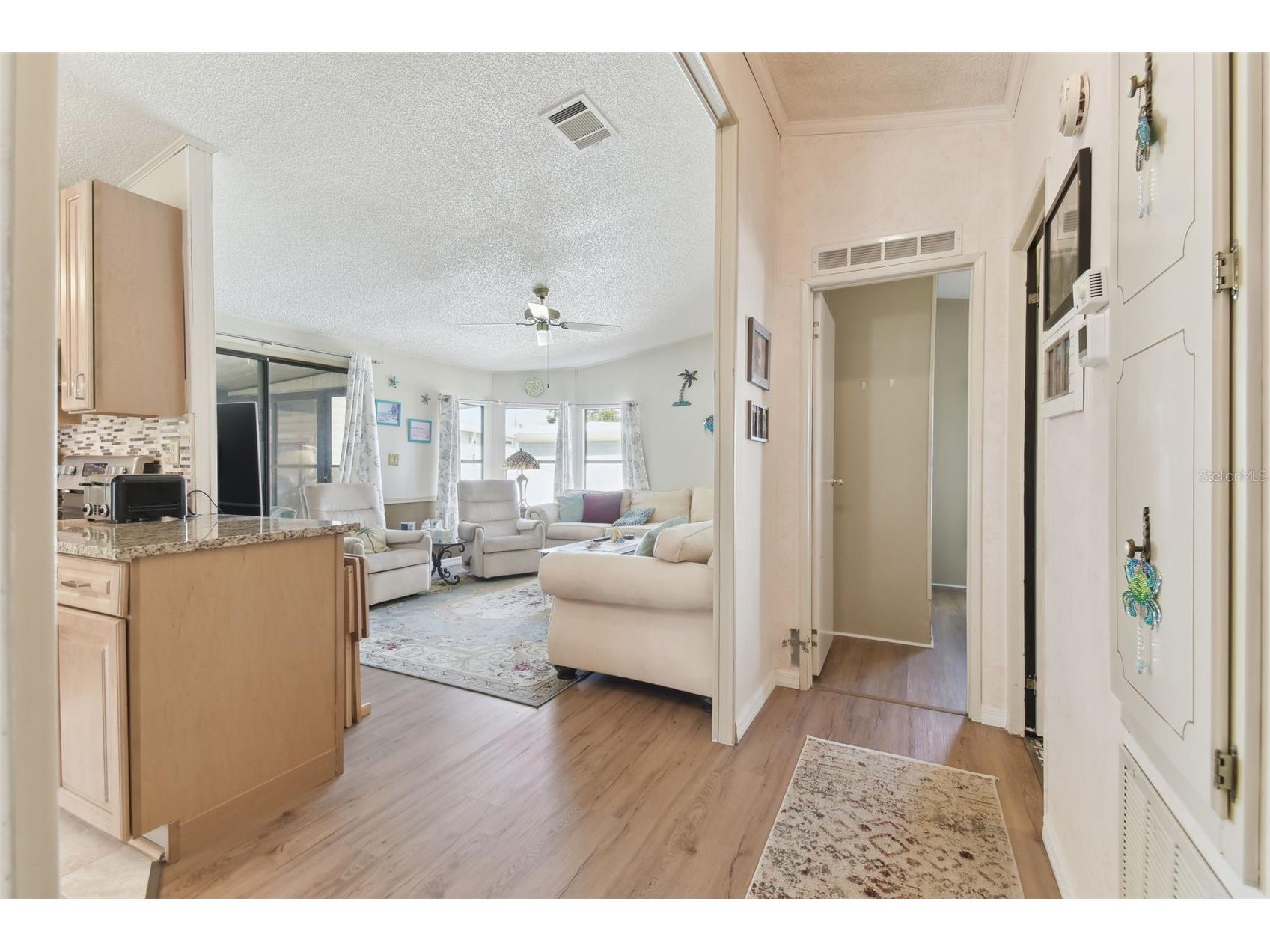 113 Southwinds Drive Sarasota FL 34231 A4644153 image11