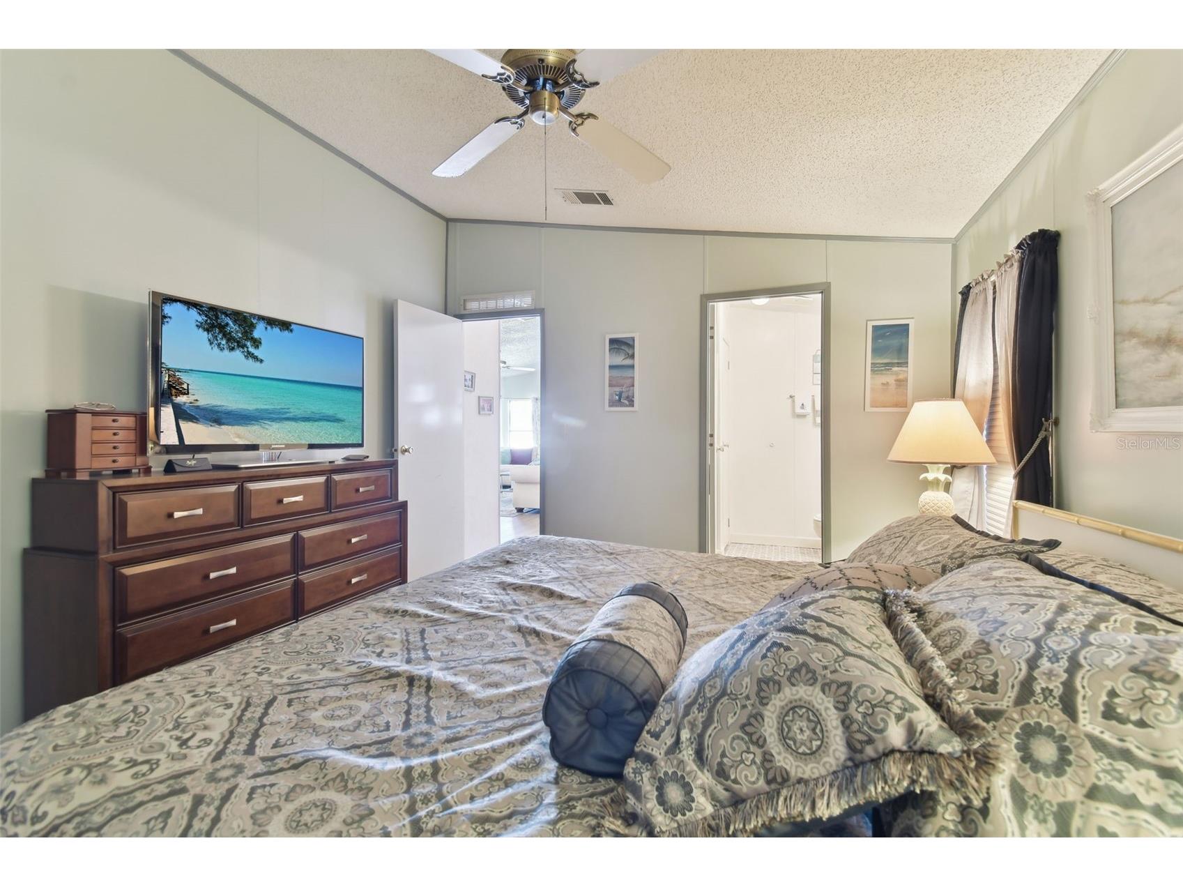 113 Southwinds Drive Sarasota FL 34231 A4644153 image20