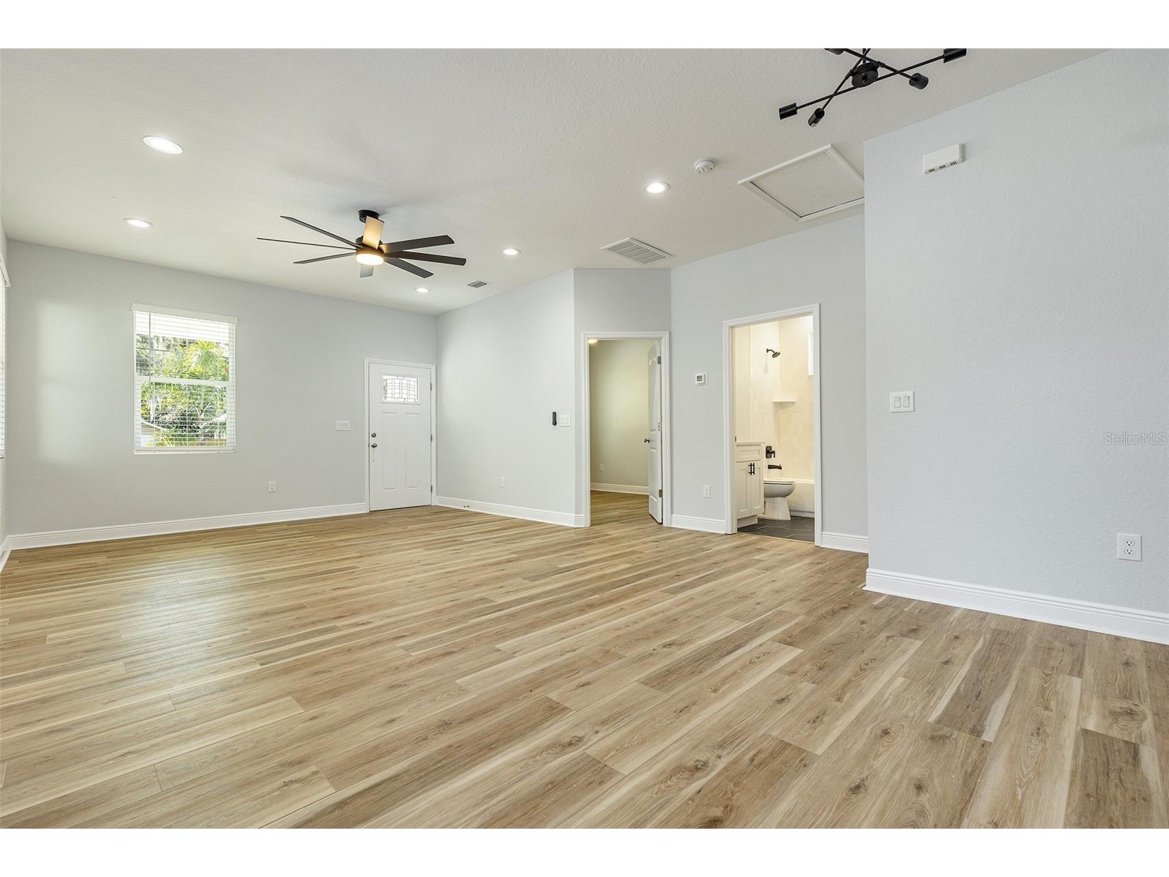 113 W Elm Street Tampa FL 33604 TB8472559 image7