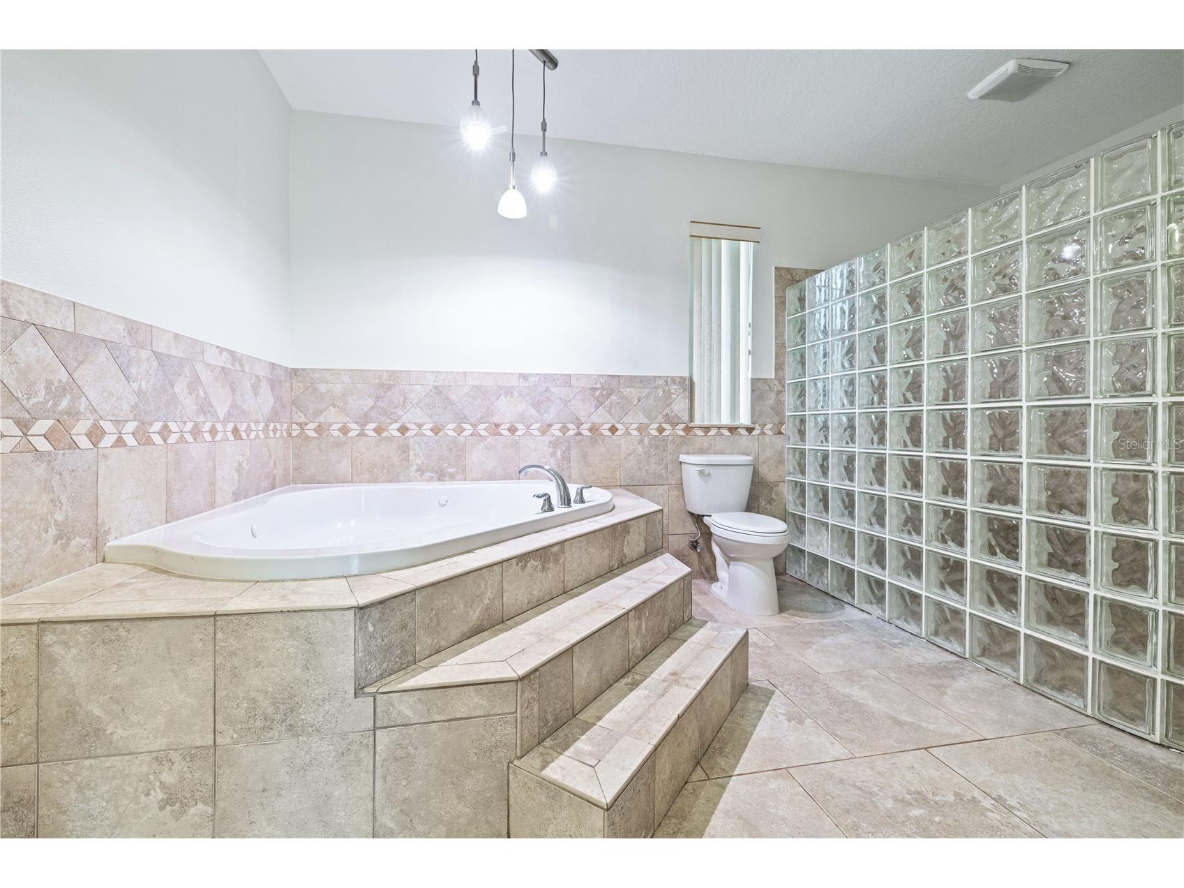 113 W Gladys Street #A Tampa FL 33602 TB8464370 image14