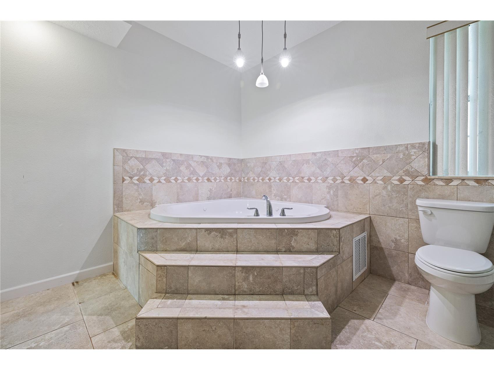 113 W Gladys Street #A Tampa FL 33602 TB8464370 image16