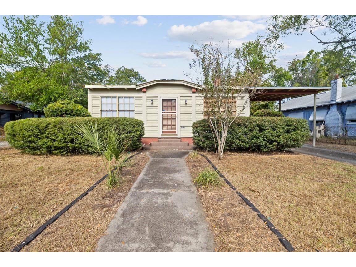 113 W Powhatan Avenue Tampa FL 33604 TB8452128 image1