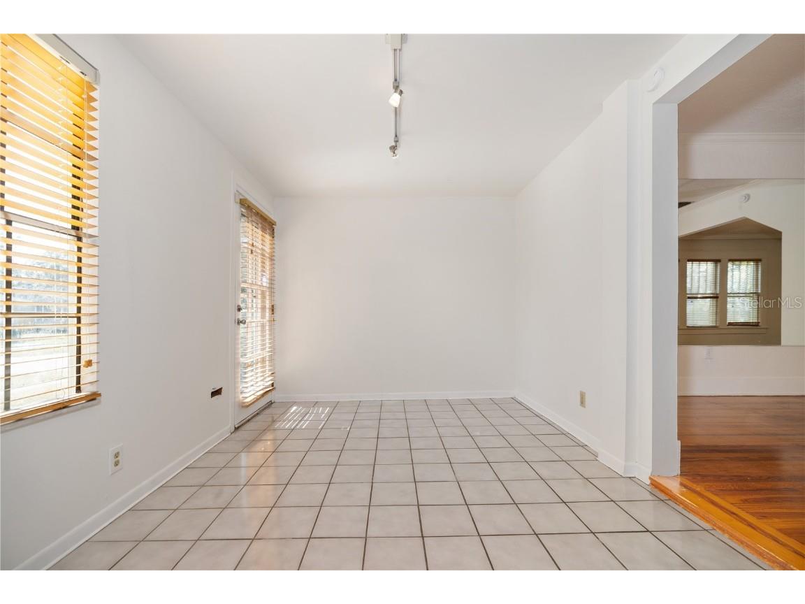 113 W Powhatan Avenue Tampa FL 33604 TB8452128 image6