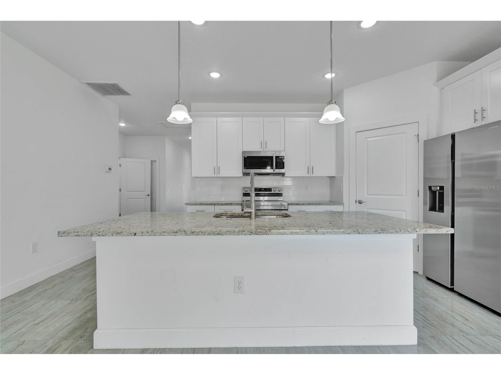 113 W Redding Street Davenport FL 33837 TB8488005 image6