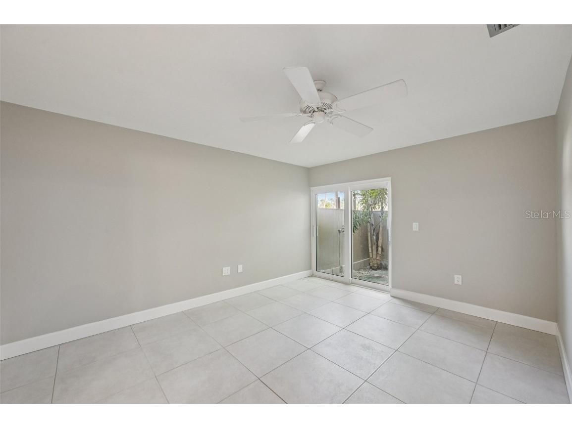 113 Whispering Sands Drive #V-47 Sarasota FL 34242 A4670850 image11