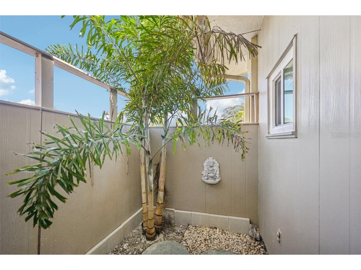 113 Whispering Sands Drive #V-47 Sarasota FL 34242 A4670850 image24