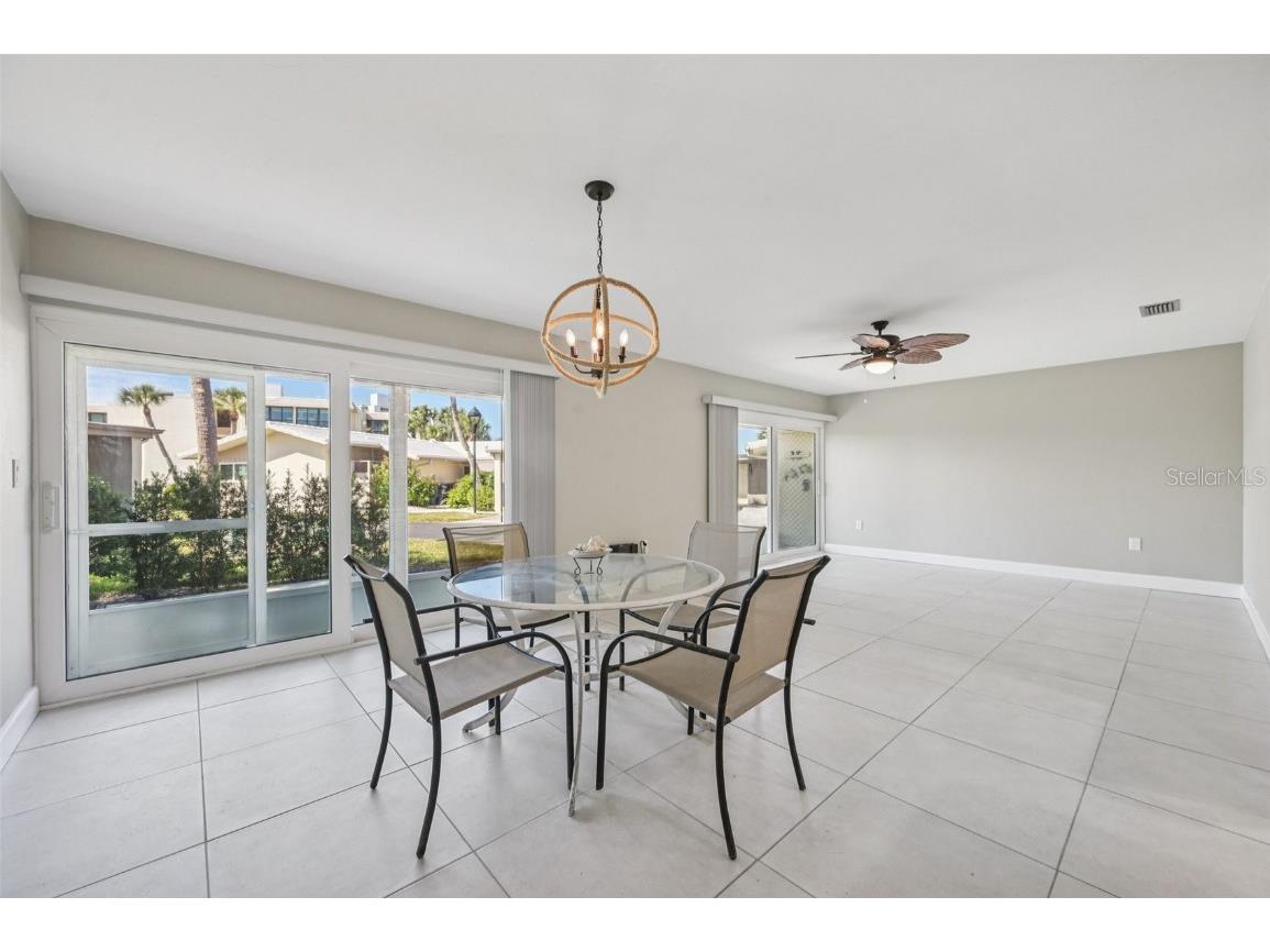 113 Whispering Sands Drive #V-47 Sarasota FL 34242 A4670850 image7