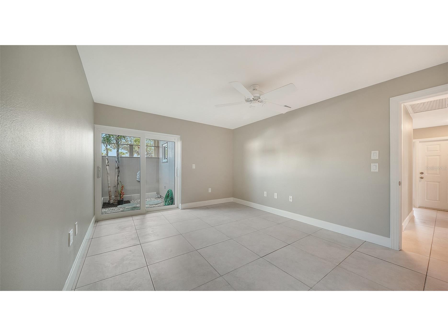 113 Whispering Sands Drive #V47 Sarasota FL 34242 - GULF OF AMERICA A4683156 image27
