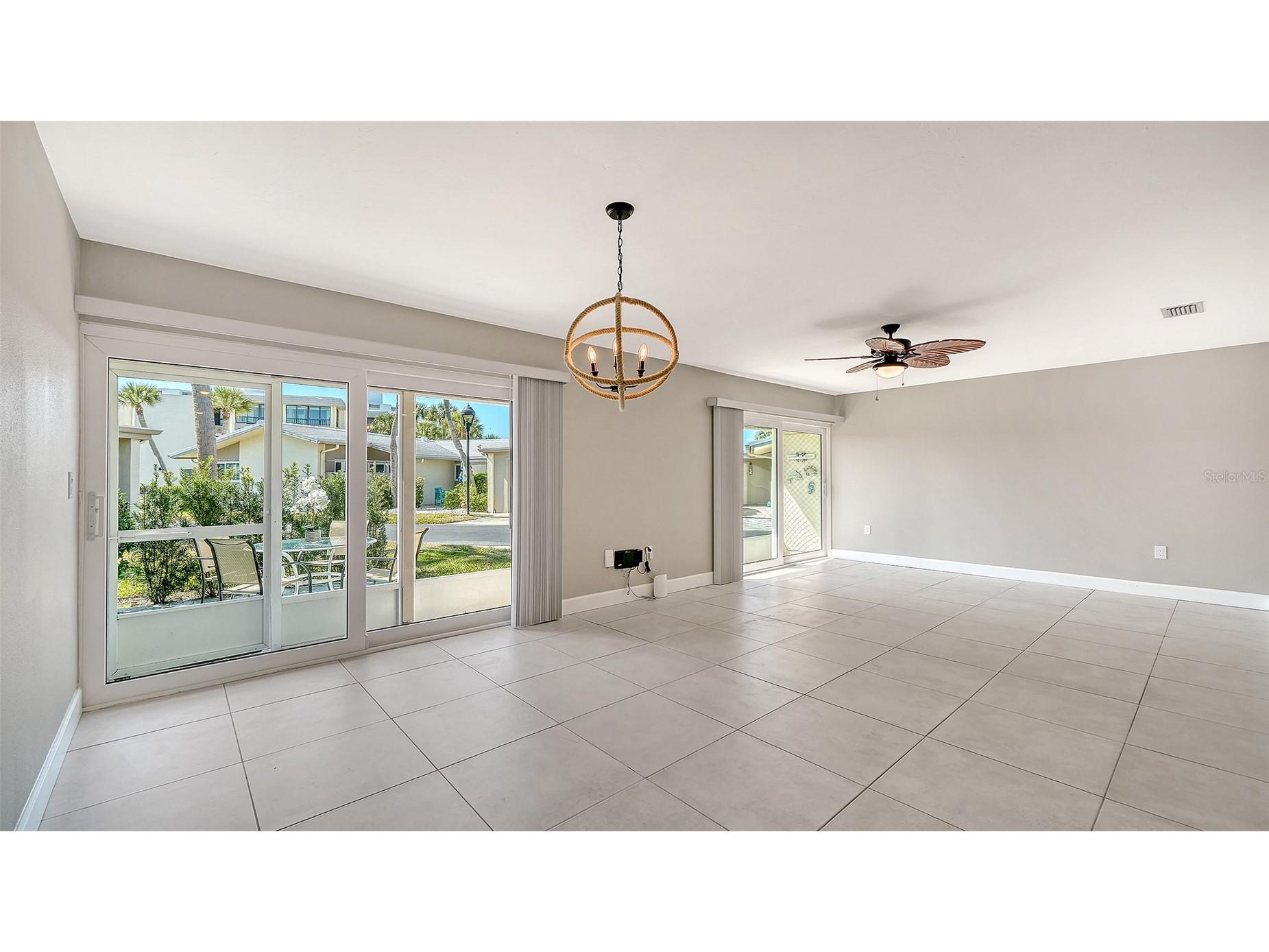 113 Whispering Sands Drive #V47 Sarasota FL 34242 - GULF OF AMERICA A4683156 image7