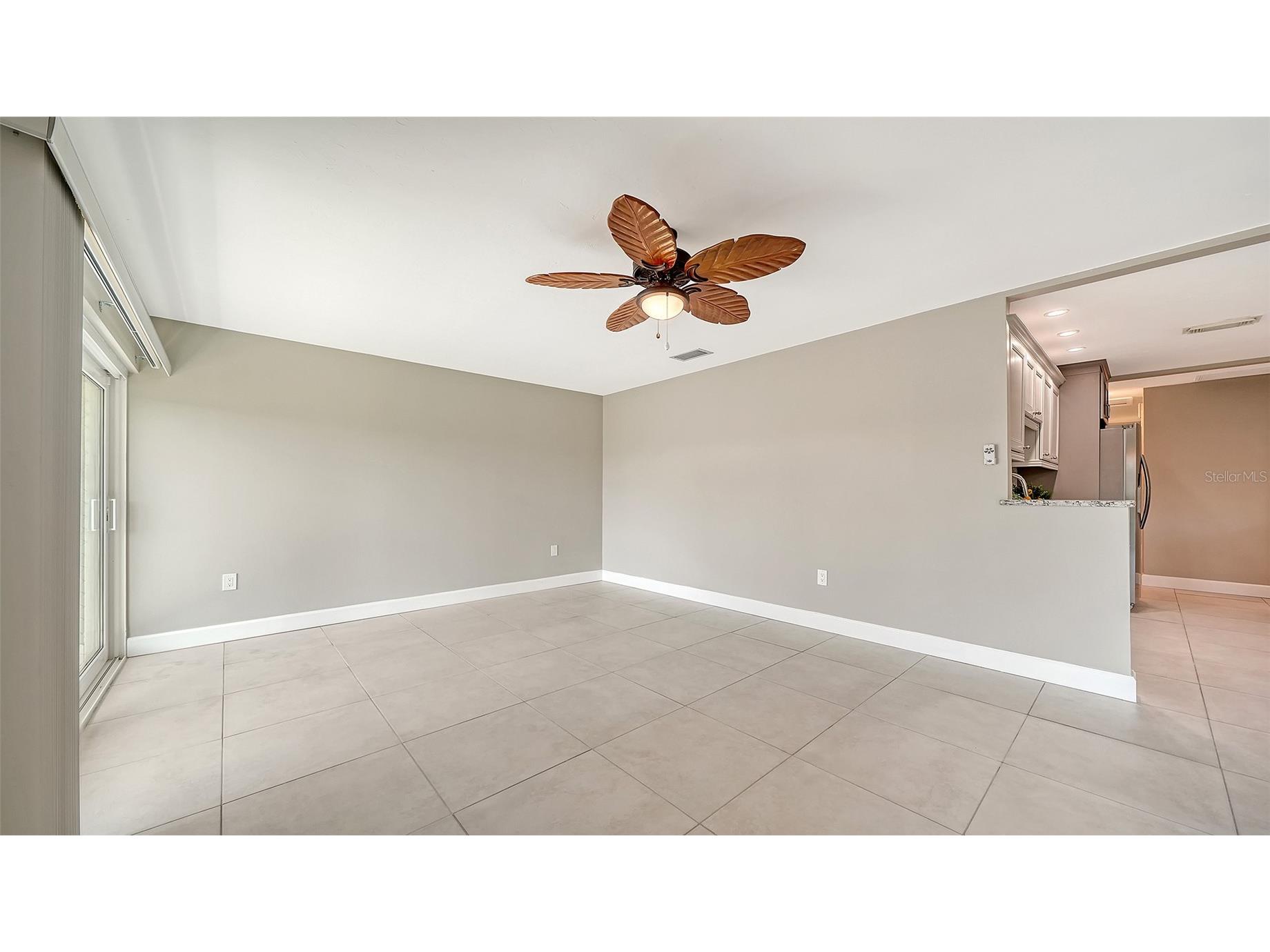 113 Whispering Sands Drive #V47 Sarasota FL 34242 - GULF OF AMERICA A4683156 image8