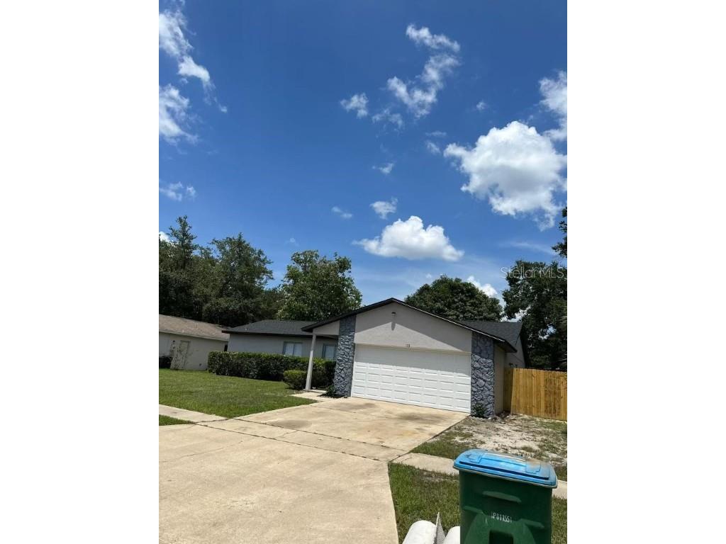 113 Woodfield Drive Sanford FL 32773 S5086907 image1