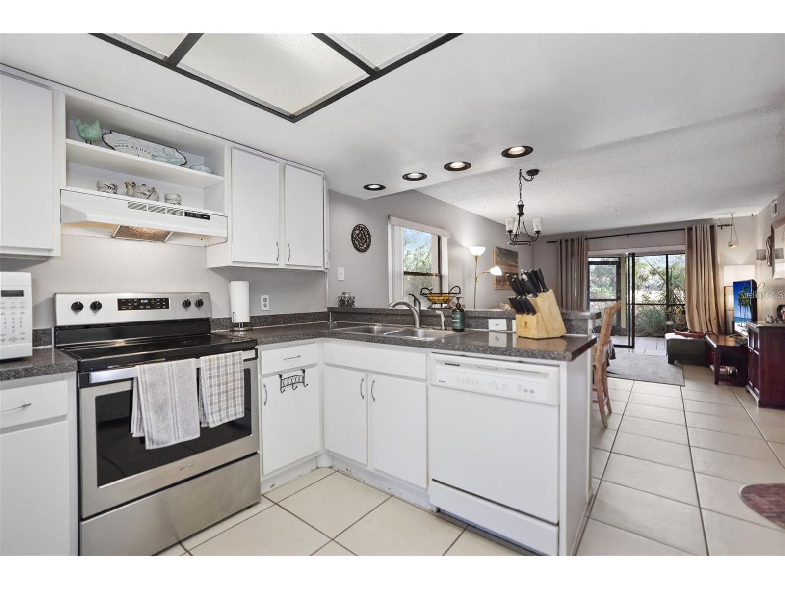 113 Woodlake Wynde #19 Oldsmar FL 34677 TB8463749 image12
