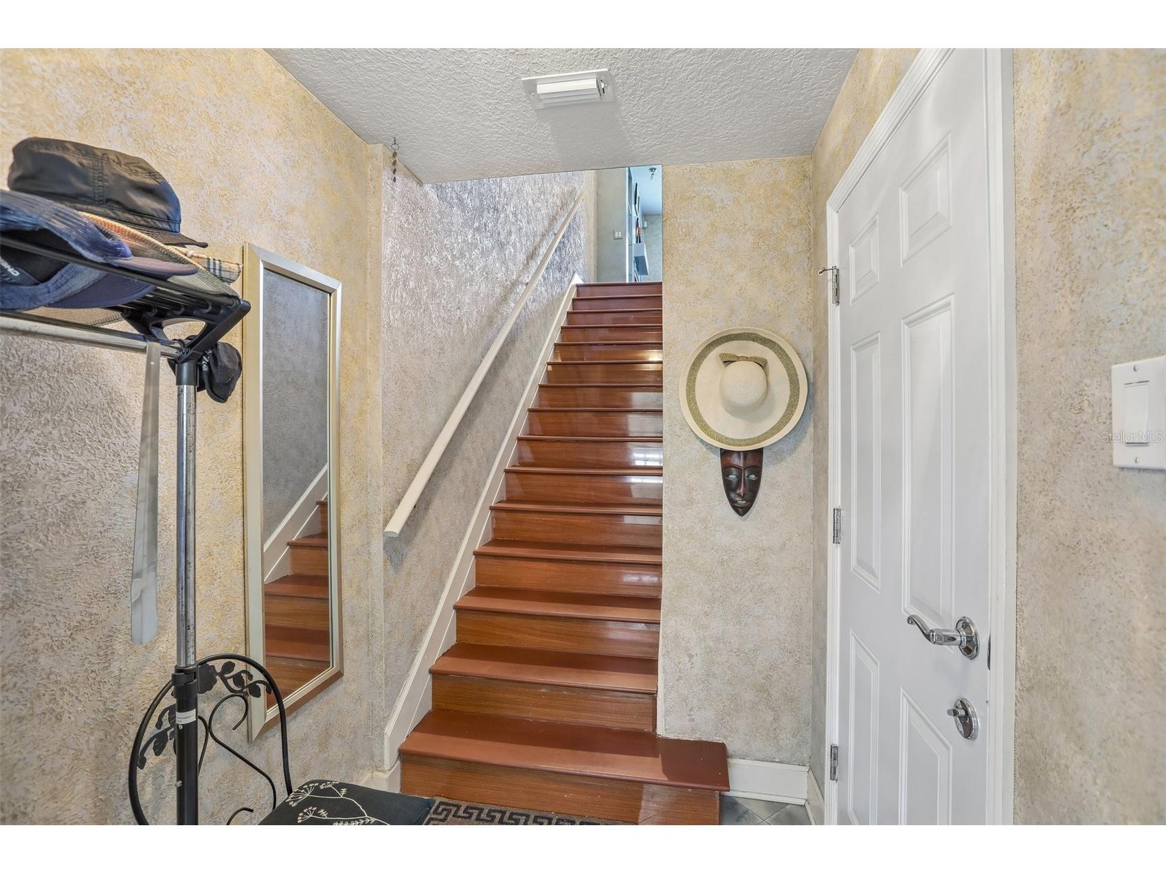 113 Yacht Club Circle North Redington Beach FL 33708 S5148392 image4