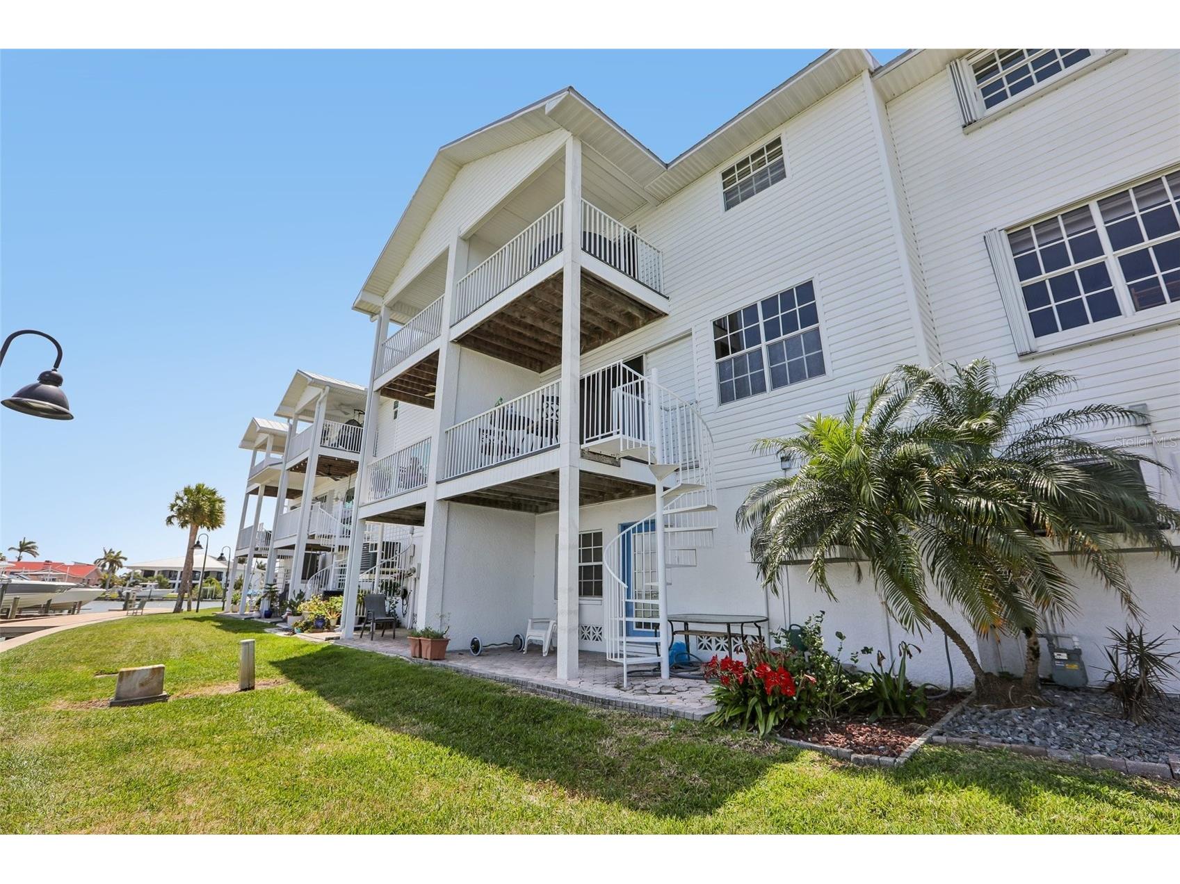113 Yacht Club Circle North Redington Beach FL 33708 S5148392 image40