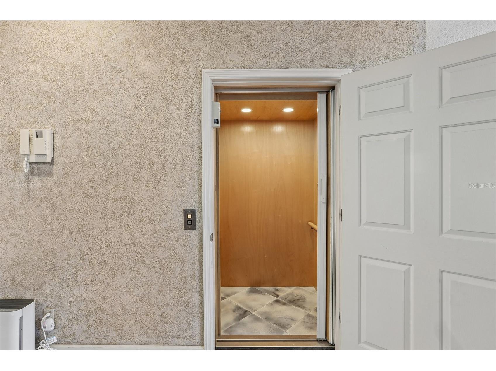 113 Yacht Club Circle North Redington Beach FL 33708 S5148392 image5