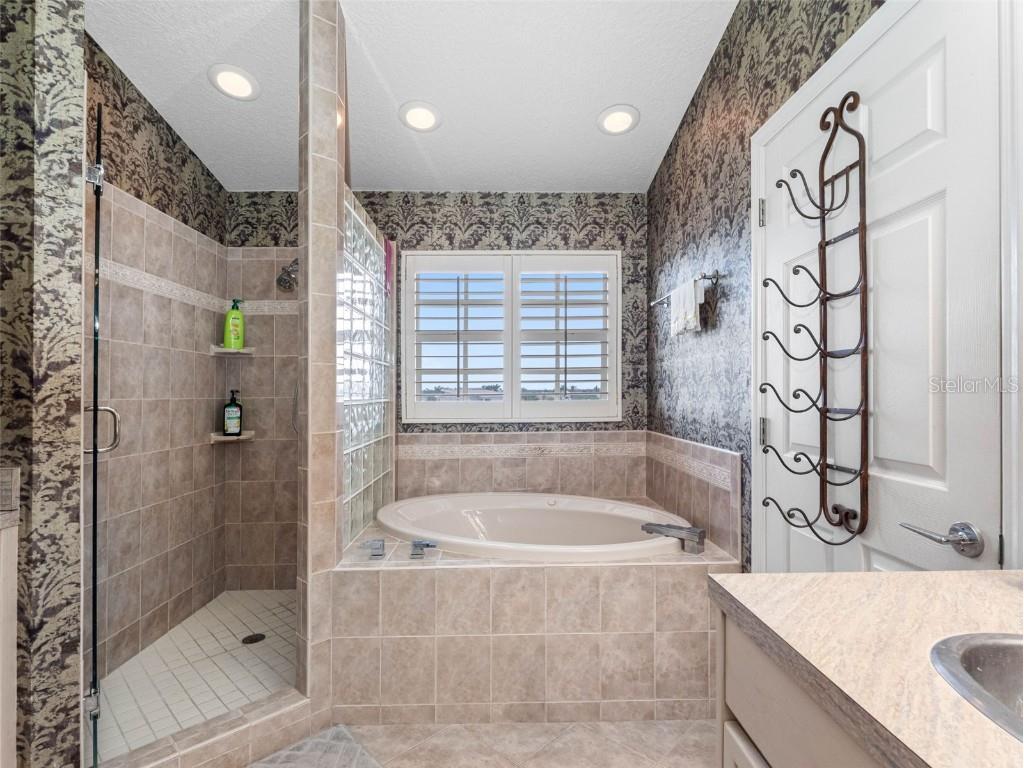 113 Yacht Club Circle North Redington Beach FL 33708 TB8406813 image22