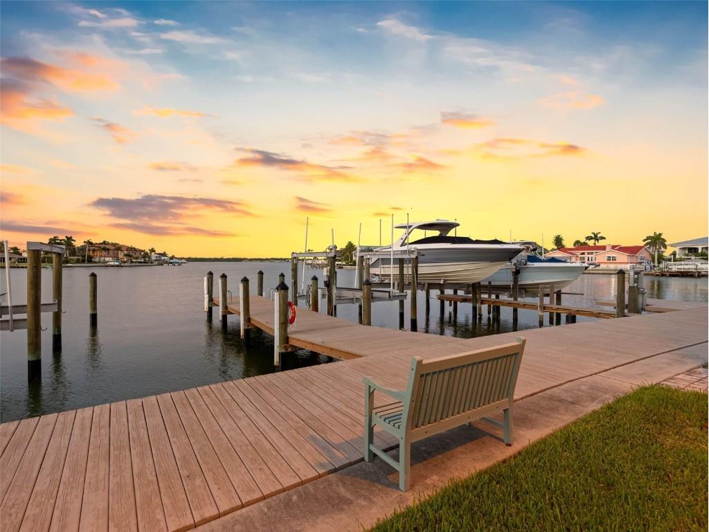 113 Yacht Club Circle North Redington Beach FL 33708 TB8406813 image33