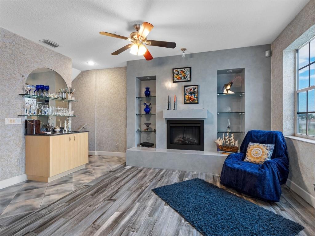 113 Yacht Club Circle North Redington Beach FL 33708 TB8406813 image6