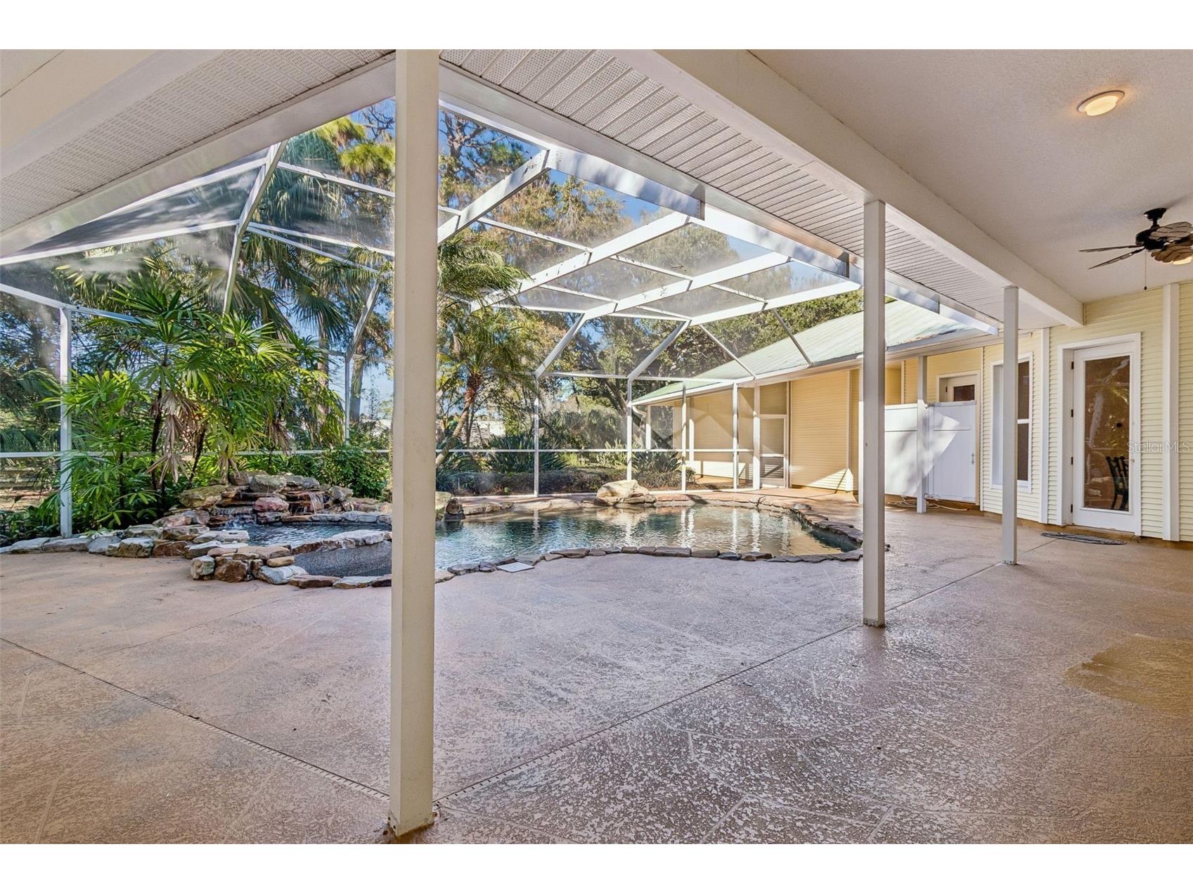 1130 Anclote Rd Tarpon Springs FL 34689 TB8474474 image88