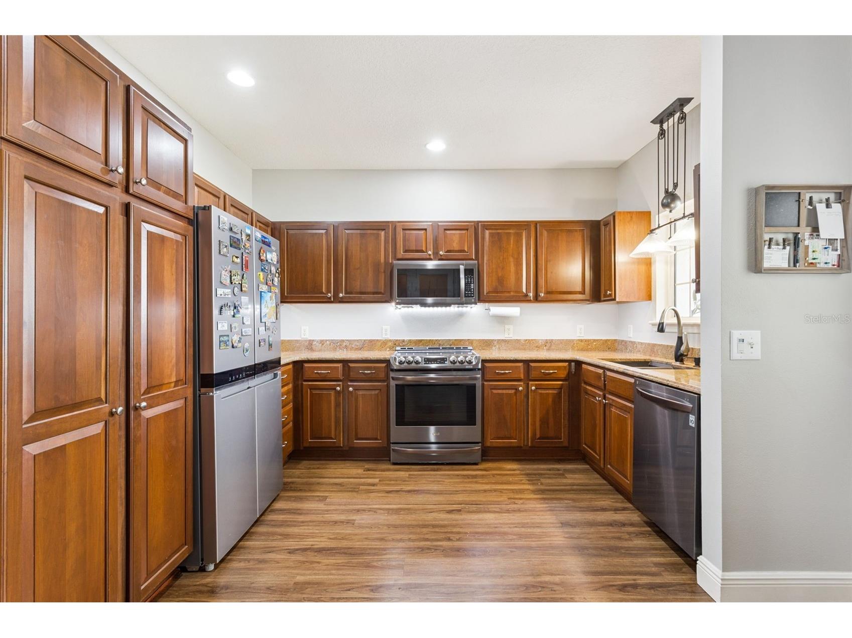 1130 Avenida De Las Casas Lady Lake FL 32159 G5102991 image6