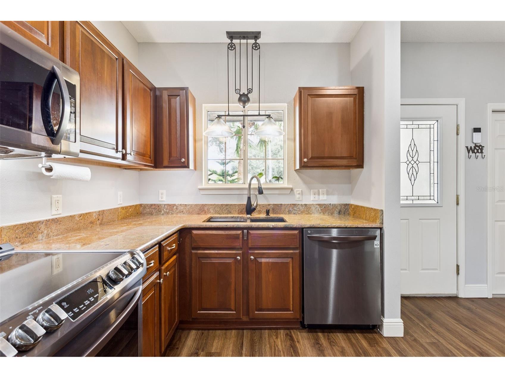 1130 Avenida De Las Casas Lady Lake FL 32159 G5102991 image9