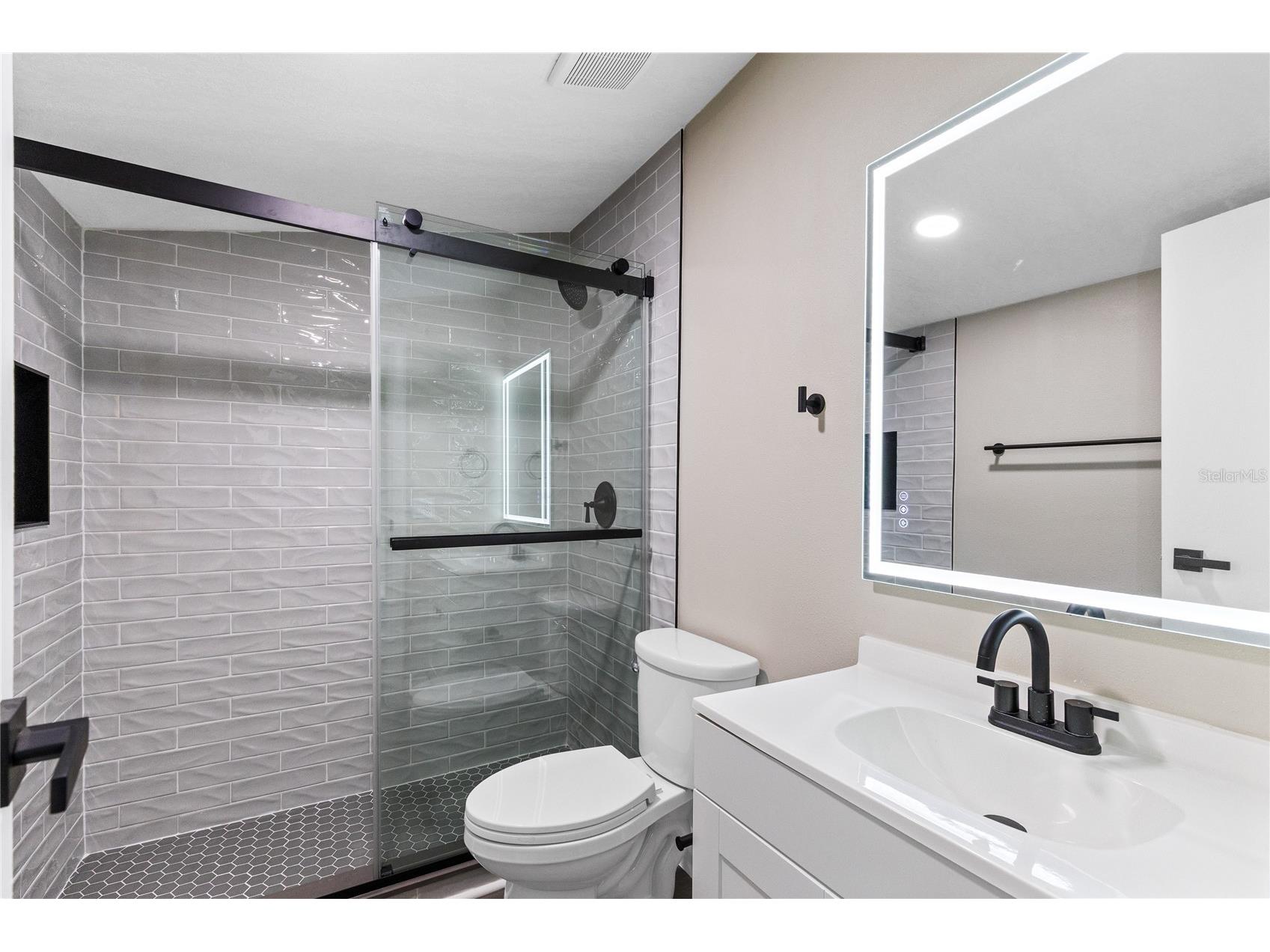 1130 Carlson Drive Orlando FL 32804 O6390270 image13
