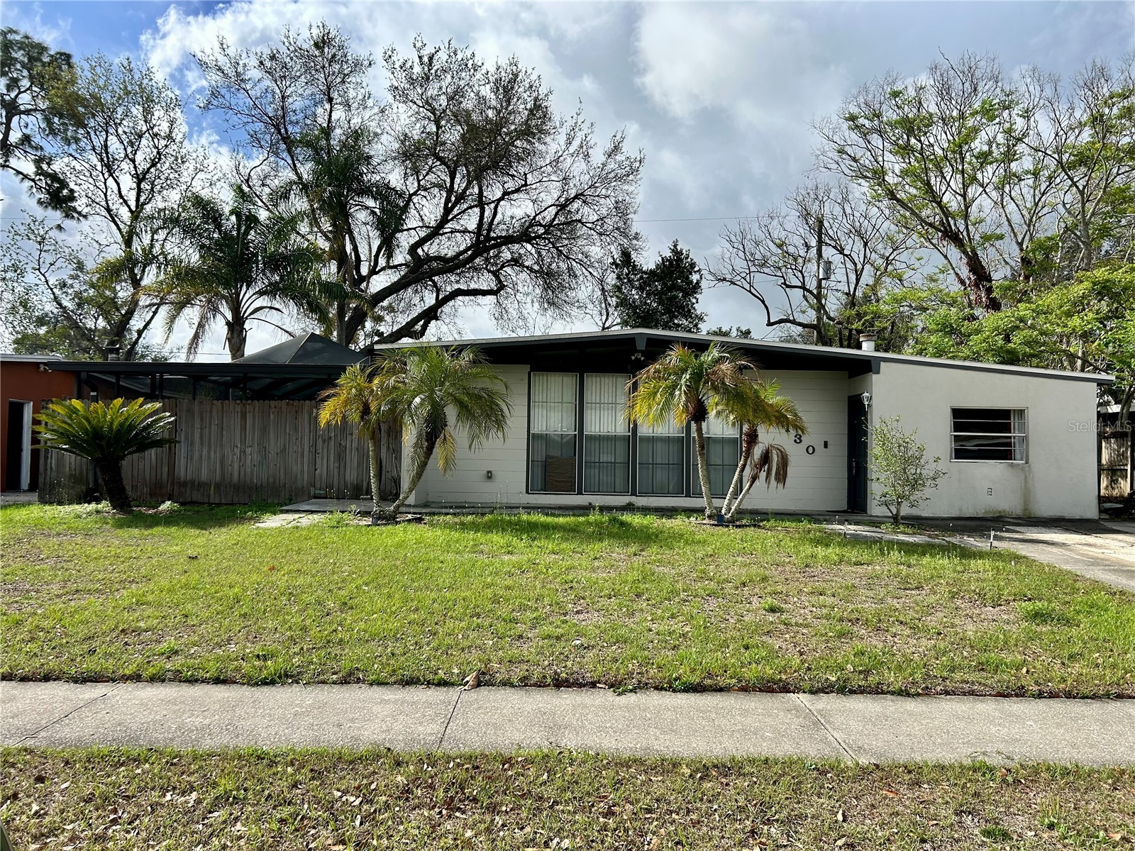 1130 Dogwood Avenue Tampa FL 33613 TB8485844 image1