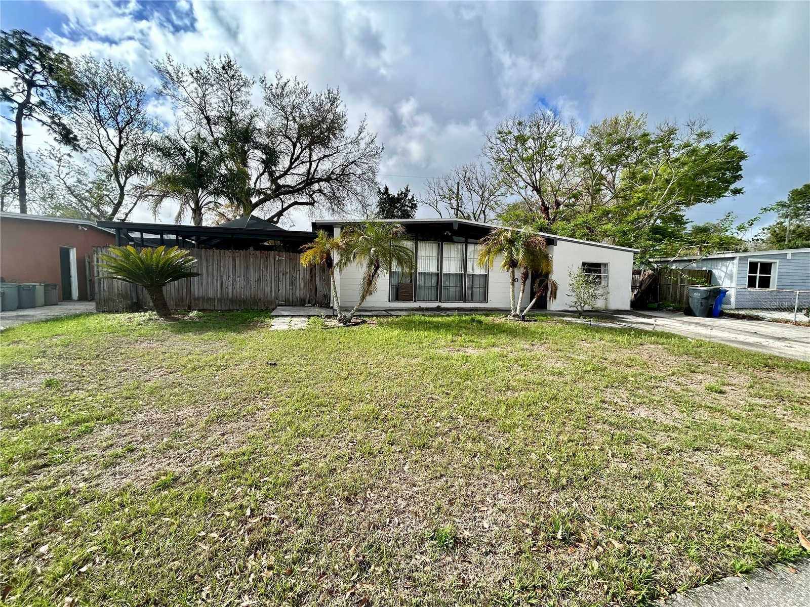 1130 Dogwood Avenue Tampa FL 33613 TB8485844 image3