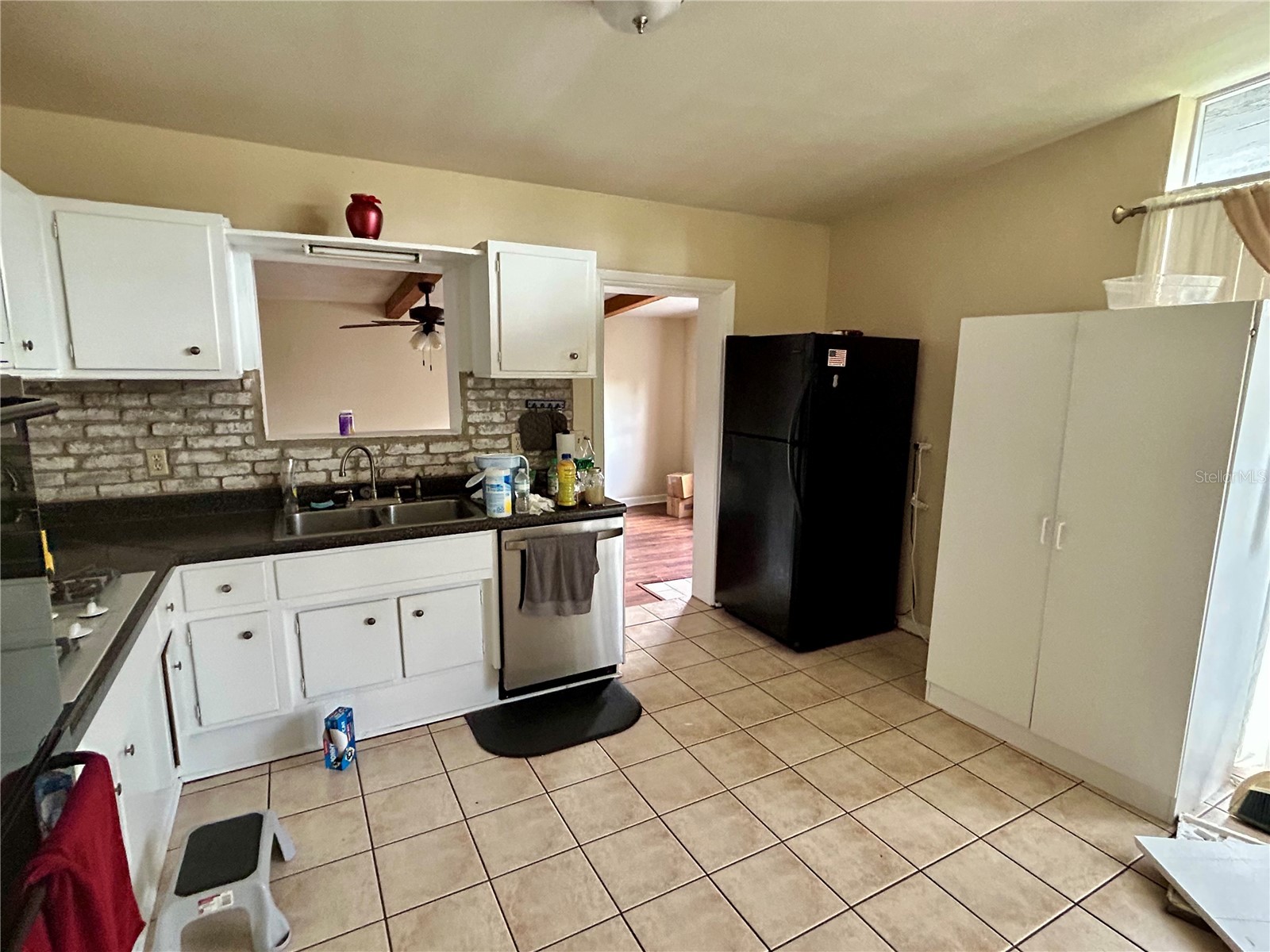 1130 Dogwood Avenue Tampa FL 33613 TB8485844 image6