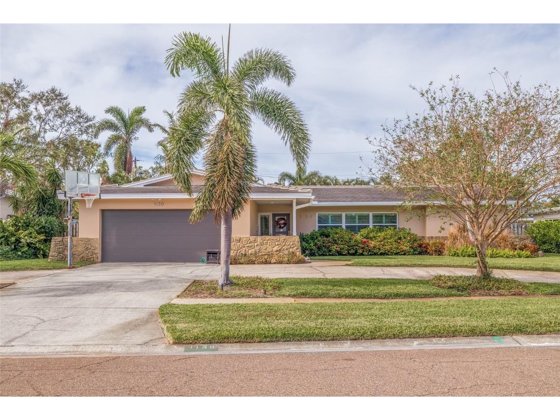 1130 Eden Isle Drive NE Saint Petersburg FL 33704 TB8323211 image1