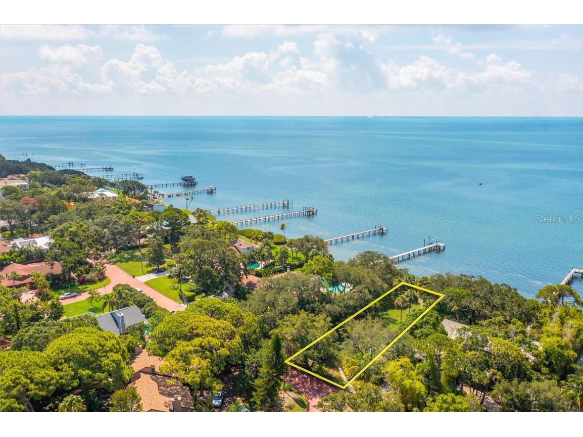 1130 Friendly Way S Saint Petersburg FL 33705 - TAMPA BAY U8215475 image4