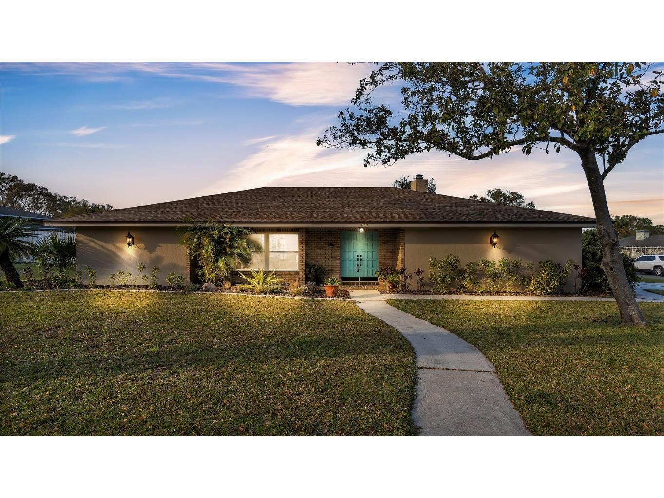 1130 Hallamwood Trail S Lakeland FL 33813 L4942666 image1